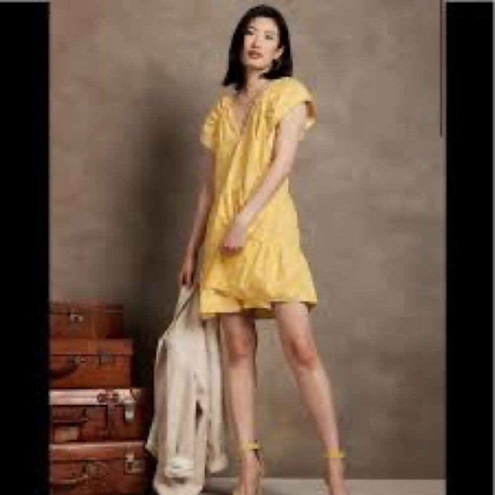 NWT Banana Republic MEDIUM Tiered Hem Yellow Dress - Picture 1 of 11